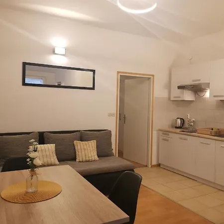 Apartman Zara Center Pula Exteriér fotografie